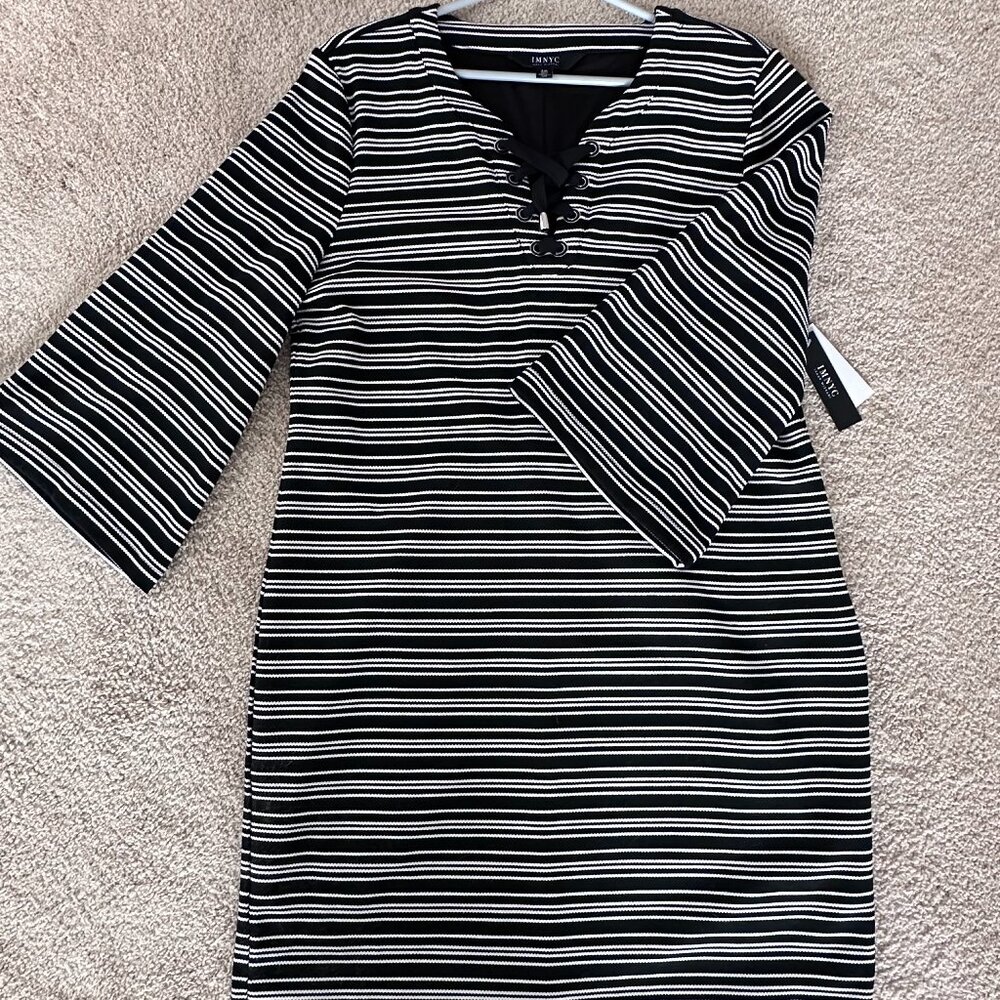 NWT IMNYC Isaac Mizrahi Black White Striped Lace Up V-Neck Dress Women's Large